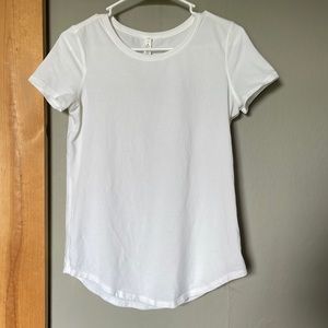 White Lululemon T-shirt